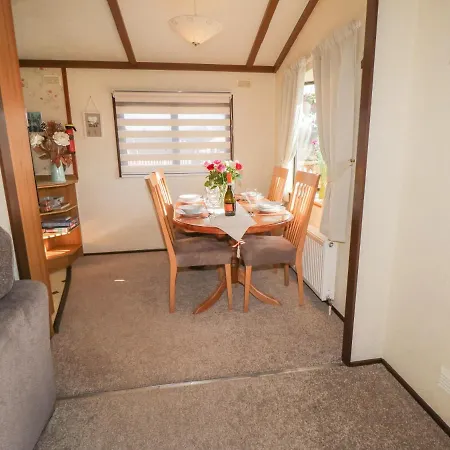Jean's Lodge- Grange مالتون